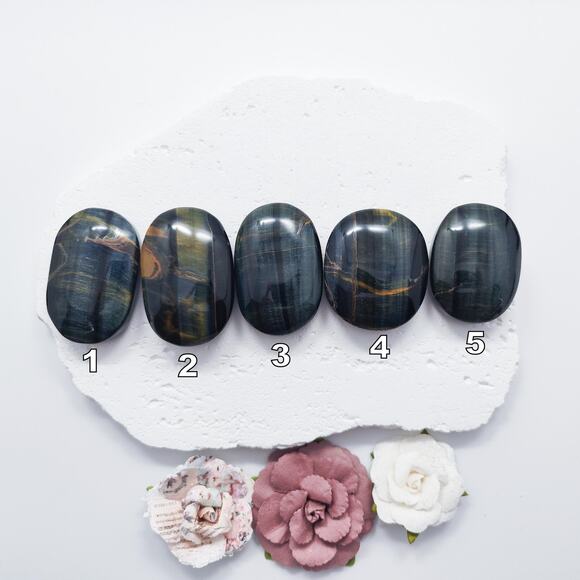 Blue Tiger Eye Palm Stone - Picture 8 of 10